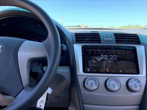 Used 2011 Toyota Camry LE w/ LE Extra-Value Pkg image 6