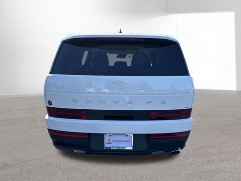 Used 2026 Hyundai Santa Fe SE AWD/4WD image 8