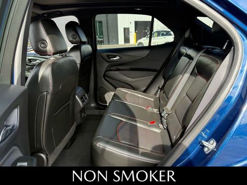 Used 2022 Chevrolet Equinox RS w/ RS Leather Package image 6