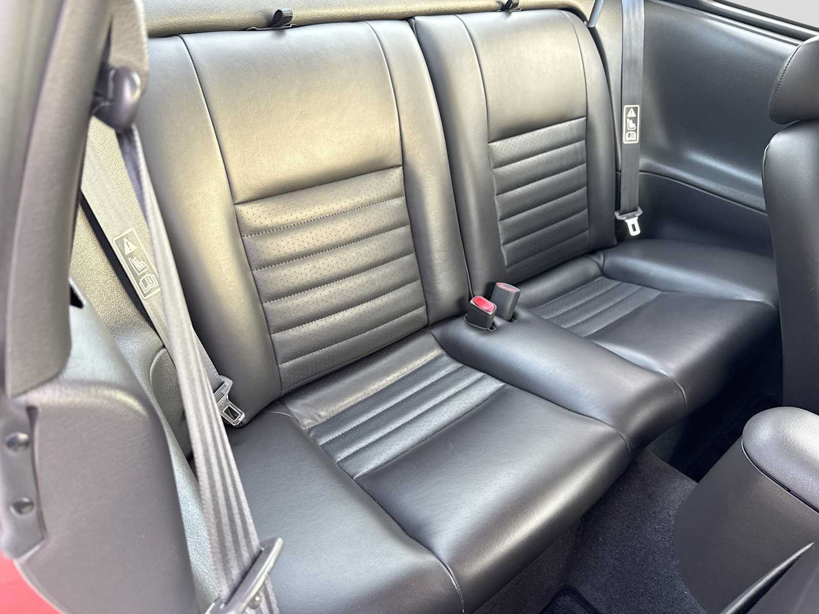 Used 2002 Ford Mustang GT RWD image 41