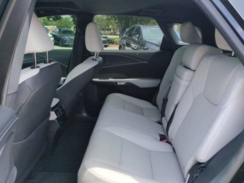 Certified 2026 Lexus RX 350h w/ Convenience Package AWD/4WD image 13