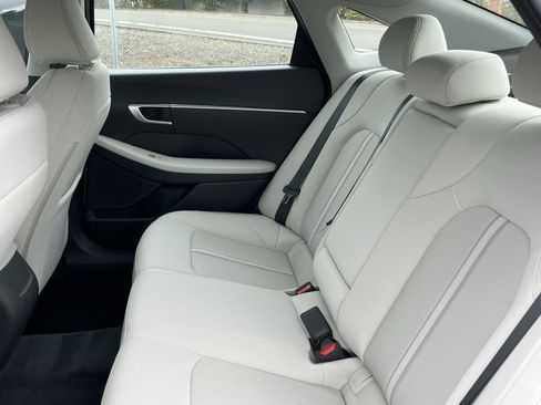 Used 2024 Hyundai Sonata SEL image 14