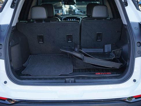 Used 2023 GMC Terrain SLT w/ Elevation Edition FWD image 25