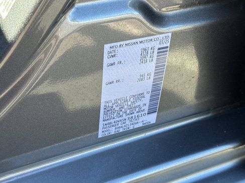 Used 2025 Nissan Altima 2.5 SV FWD image 29