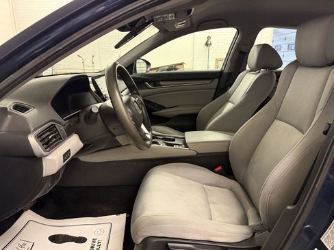Used 2020 Honda Accord LX image 32