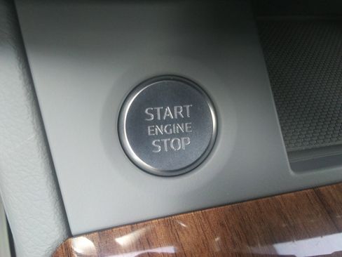 Used 2023 Audi Q5 2.0T Premium image 19