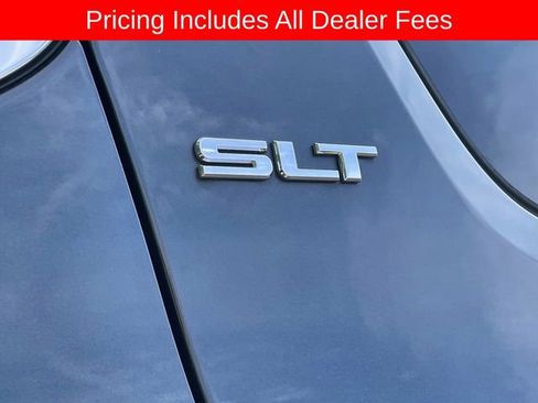 Used 2019 GMC Acadia SLT AWD/4WD image 8