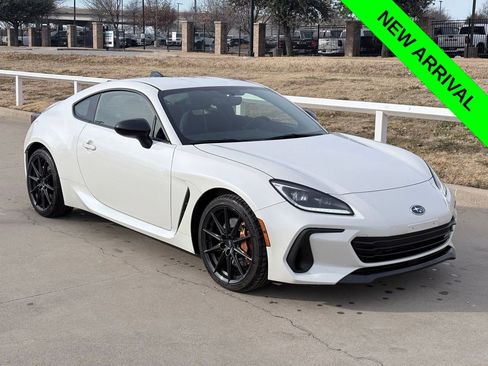 Used 2025 Subaru BRZ tS image 1