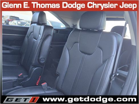 Used 2023 Kia Sorento SX image 25