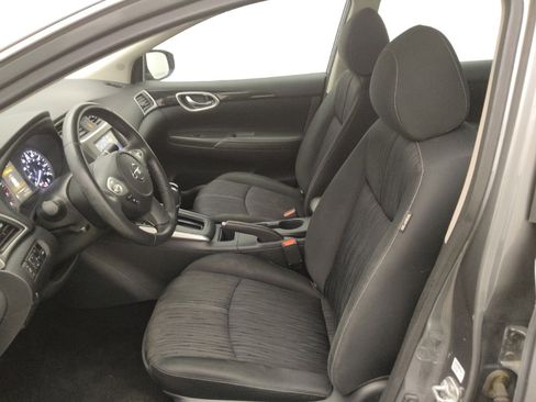 Used 2018 Nissan Sentra SV FWD image 17