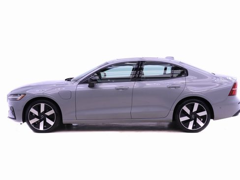Used 2024 Volvo S60 T8 Ultimate image 5