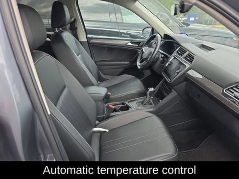 Used 2023 Volkswagen Tiguan SE image 7