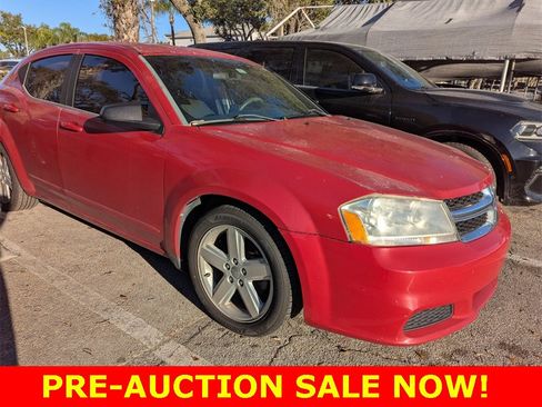 Used 2013 Dodge Avenger SE image 21