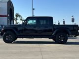 New 2025 Jeep Gladiator Sport image 3