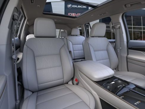 New 2026 Buick Enclave Avenir w/ Super Cruise Package FWD image 16