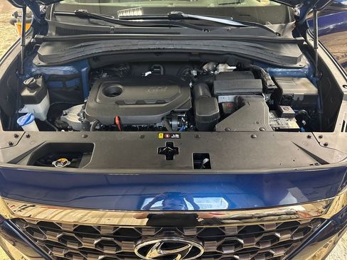 Used 2020 Hyundai Santa Fe Limited AWD/4WD image 2