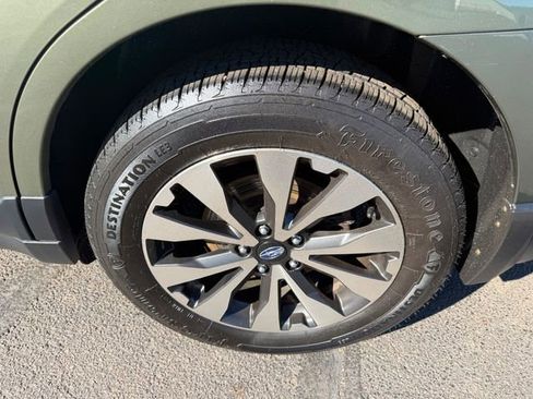 Used 2017 Subaru Outback 2.5i Limited image 15