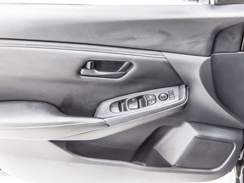 Used 2024 Nissan Sentra S image 23