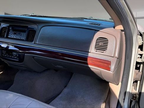 Used 2004 Mercury Grand Marquis LS RWD image 22