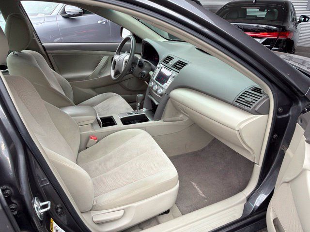 Used 2011 Toyota Camry LE w/ LE Extra-Value Pkg FWD image 10