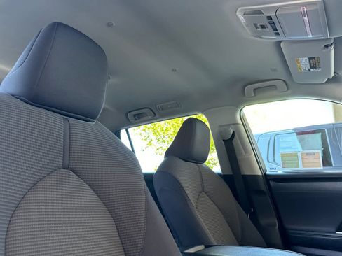 Used 2022 Toyota Highlander L AWD/4WD image 18