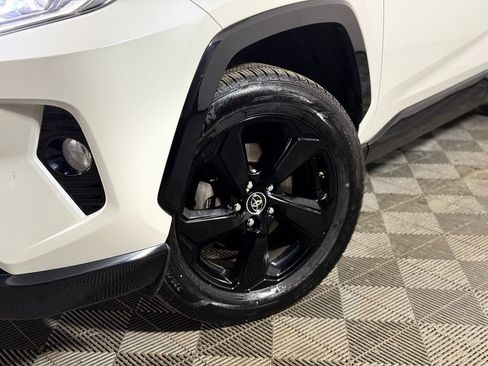 Used 2019 Toyota RAV4 XSE AWD/4WD image 2