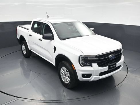 Certified 2024 Ford Ranger XL w/ Trailer Tow Package RWD image 31