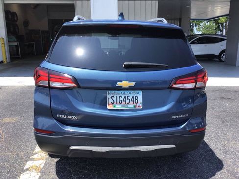 Used 2024 Chevrolet Equinox Premier w/ LPO, Floor Liner Package FWD image 3