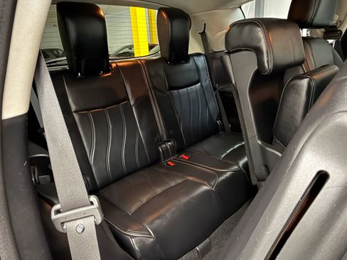 Used 2014 INFINITI QX60 AWD w/ Premium Plus Package image 23