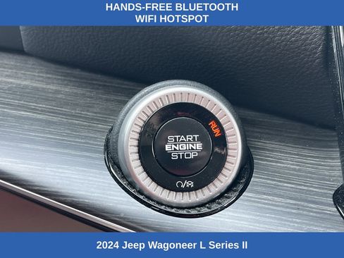 Used 2024 Jeep Wagoneer L Series II image 8