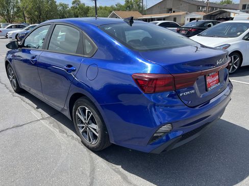 Used 2023 Kia Forte LXS FWD image 6