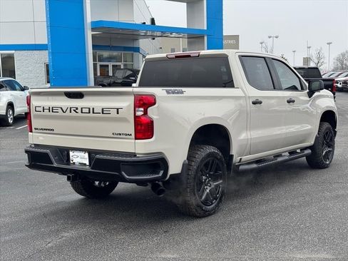 New 2026 Chevrolet Silverado 1500 Custom Trail Boss w/ Dark Appearance Package image 3