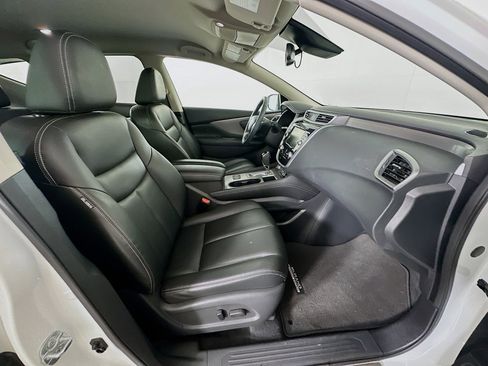 Used 2024 Nissan Murano SV w/ SV Midnight Edition Package image 30