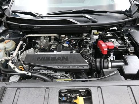Used 2024 Nissan Rogue S AWD/4WD image 26