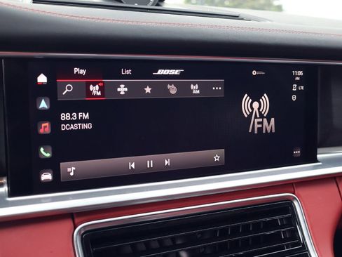 Certified 2023 Porsche Panamera 4 AWD/4WD image 17