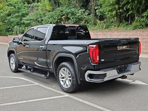 Used 2020 GMC Sierra 1500 SLT w/ SLT Convenience Package AWD/4WD image 4