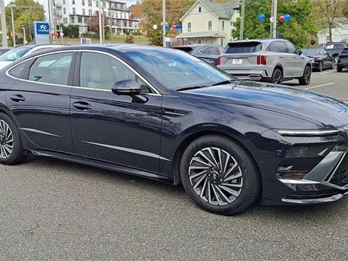 Certified 2024 Hyundai Sonata Limited image 6