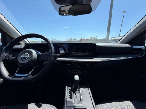 Used 2026 Nissan Kicks SV w/ Cold Weather Package AWD/4WD image 27
