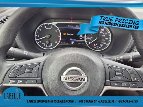Used 2023 Nissan Sentra SV FWD image 24