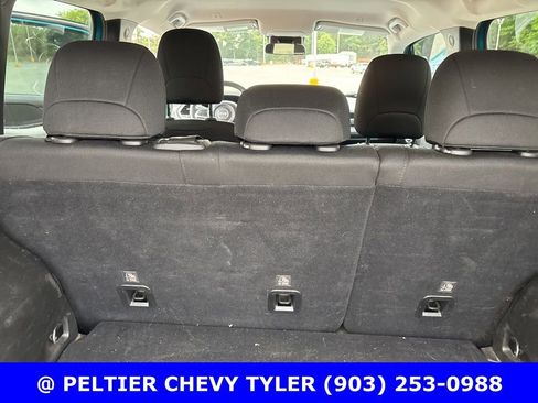 Used 2021 Jeep Renegade Latitude image 22