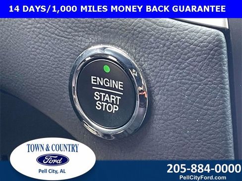 Certified 2024 Ford Edge SE w/ Black Appearance Package image 9