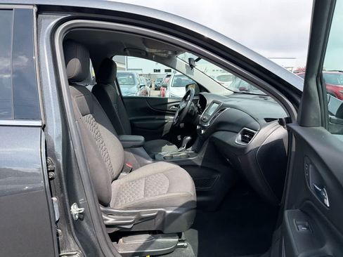 Used 2018 Chevrolet Equinox LT AWD/4WD image 26