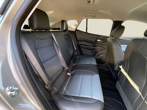 New 2026 Chevrolet Trax LT w/ Driver Confidence Package image 12