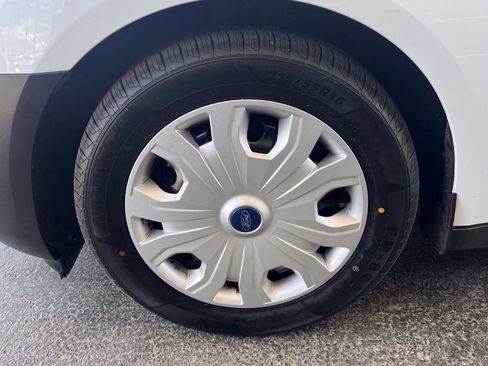 Used 2020 Ford Transit Connect XL image 24