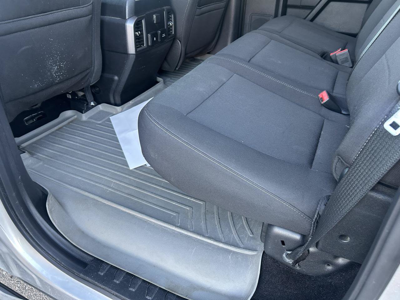 Used 2018 Ford F150 XLT w/ Equipment Group 302A Luxury AWD/4WD image 11