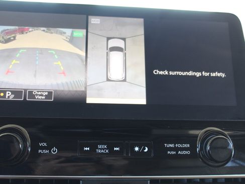 Used 2023 Nissan Armada Platinum w/ Captain's Chairs Package RWD image 53