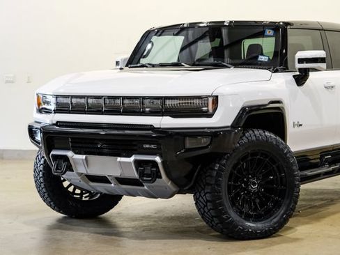 Used 2022 GMC Hummer EV Edition 1 w/ LPO, Illumination Package AWD/4WD image 19