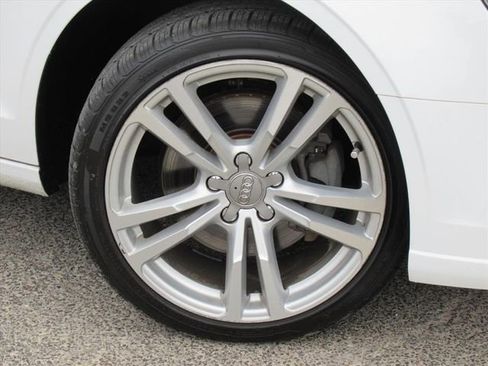 Used 2018 Audi A3 2.0T Premium w/ Convenience Package image 7