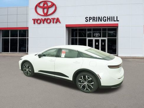 New 2026 Toyota Crown XLE image 4