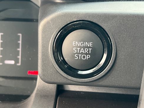 New 2025 Toyota Tacoma SR5 image 18